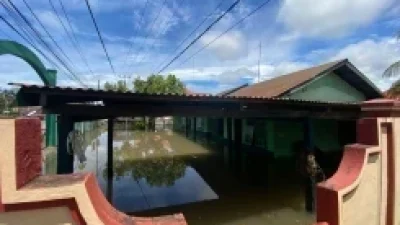 Foto : Banjir yang melanda Kabupaten Bone Bolango, Gorontalo pada Jumat (11/4). (BPBD Kabupaten Bone Bolango)