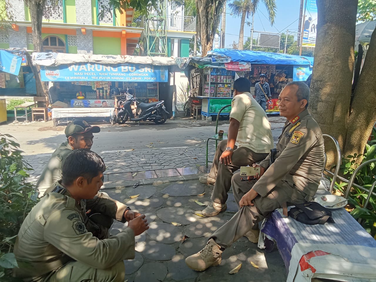 Laga Panas Persik vs Persebaya, Ribuan Suporter dalam Pantauan Ketat Aparat Gabungan