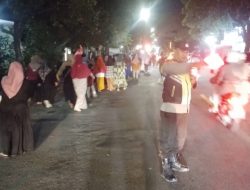 Malam Takbiran, Warga Ngadirejo Gelar Pawai Obor, Didukung Tiga Pilar