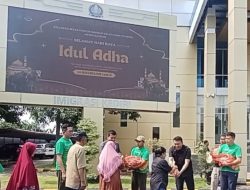 Idul Adha 1446 H, Imigrasi Kediri Sembelih 8 Hewan Kurban dan Salurkan Daging ke Warga Sekitar