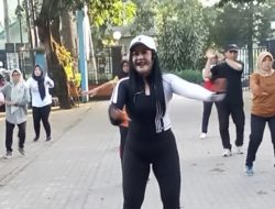 Bangun Budaya Kerja Sehat, Kelurahan Banjaran, Kota Kediri Gelar Senam, Cek Kesehatan, dan Aksi Bersih Lingkungan