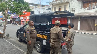 Satpol PP Kota Kediri Gencarkan Razia Anjal, Gepeng dan Manusia Silver, Sejumlah Pengamen Kabur Saat Digerebek