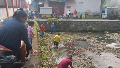Sambut 1 Muharom, Warga RT 03 RW 01 Sumberjo Gelar Kerja Bakti Serentak di Sumber Bulu-Bulu