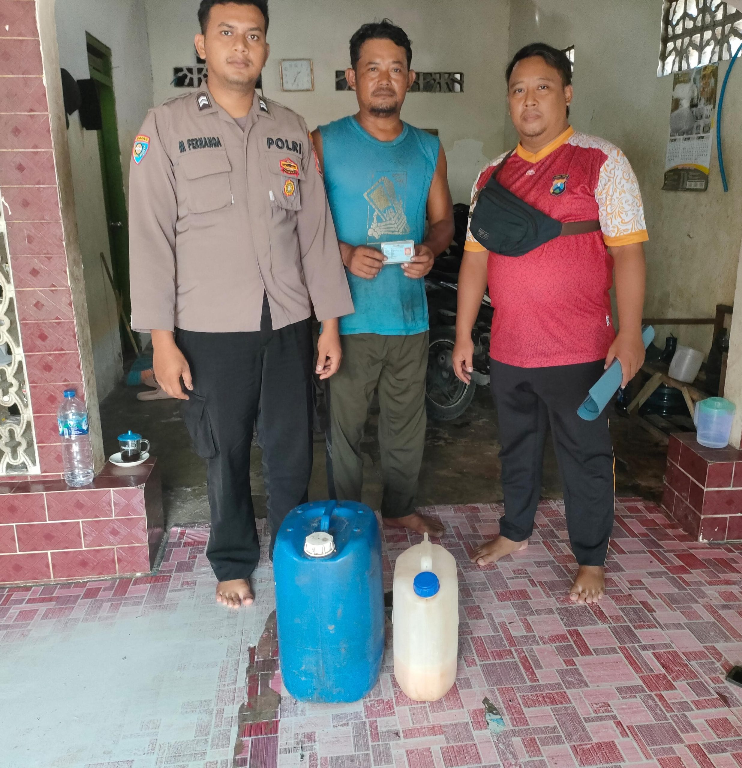 Polsek Sekaran Gencarkan Patroli Jelang Bulan Suro, Penjual Tuak Diamankan