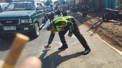 Motor Terpeleset Batu, Ibu dan Anak di Bululawang Tewas Dihantam Truk