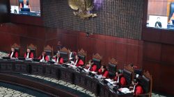 Forum Purnawirawan TNI Minta Pemakzulan Gibran, Putusan MK Final dan Mengikat