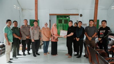 Sosok Winarsih Guru Inspiratif dari Pelosok Megaluh, Dapat Apresiasi dari Kapolres Jombang