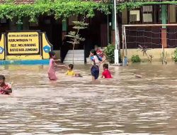 Ini 5 Kecamatan di Jombang yang Dilanda Banjir, Warga Sudah Bertahan Tapi Bantuan Tak Kunjung Datang!
