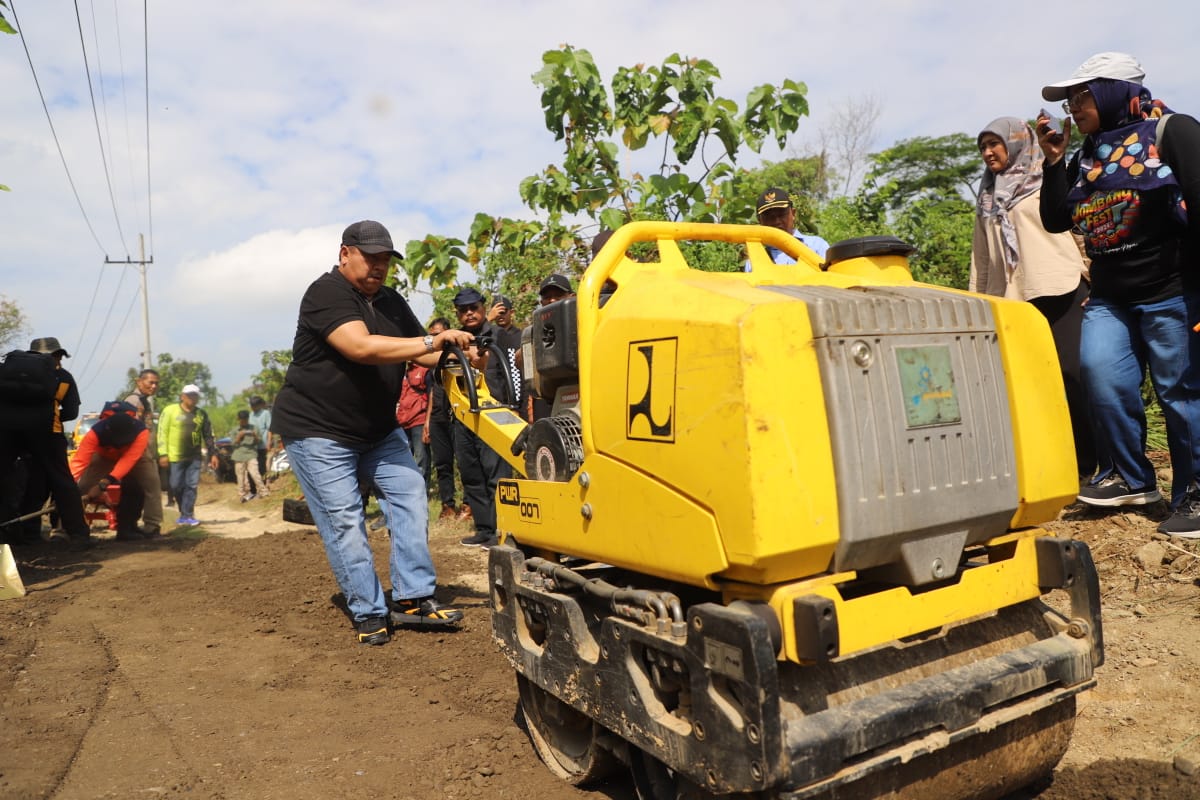Jalan Rusak Bertahun-tahun di Plandaan Akhirnya Diperbaiki