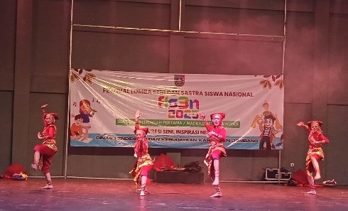 FLS2N SMP 2025 Resmi Dibuka: Disdikbud Jombang Dorong Ekspresi Seni Siswa