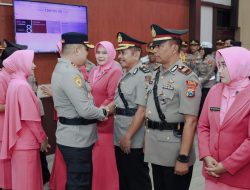 Kapolres Jombang Pimpin Sertijab, Dorong Penyegaran dan Kinerja Optimal