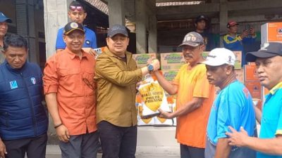 Lawan Banjir Mojoagung, Kapolres Jombang Pimpin Aksi Kemanusiaan
