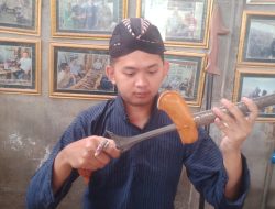 Menjelang Suro, Perajin Warangka di Jombang Kebanjiran Pesanan