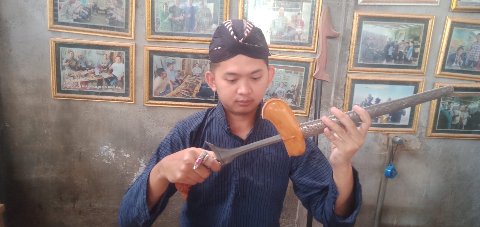 Menjelang Suro, Perajin Warangka di Jombang Kebanjiran Pesanan