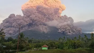 Gunung Lewotobi Laki-Laki Meletus Dahsyat, Status Naik ke Level IV Awas