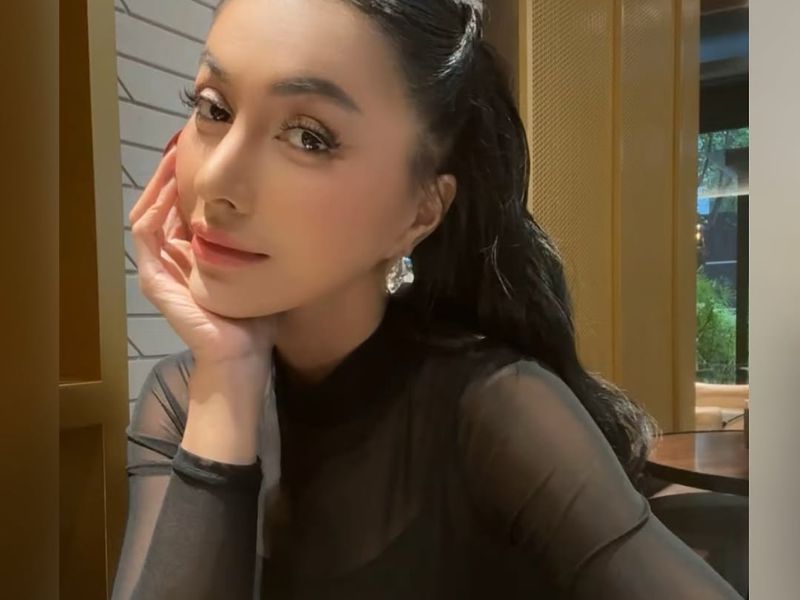 3 Fakta Mengejutkan Denada Oplas di Thailand, Demi Meningkatkan Kepercayaan Diri!