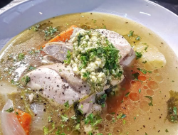 3 Resep Menu Berkuah Nikmat ala Chef Martin Praja, Cocok untuk Musim Hujan!