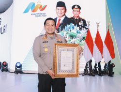 Polres Blitar Sabet Dua Penghargaan Bergengsi di Ajang Reformasi Birokrasi Polri 2024