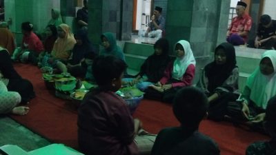 Warga Tosaren Gelar Selamatan Sambut Bulan Suro