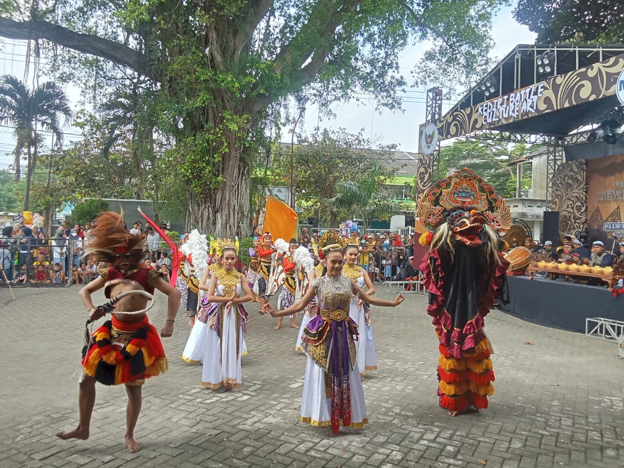 Festival Sendratari Dewi Songgolangit Sukses Digelar, Jadi Pembuka Meriah Menuju Pasar Rakyat di Mojoroto