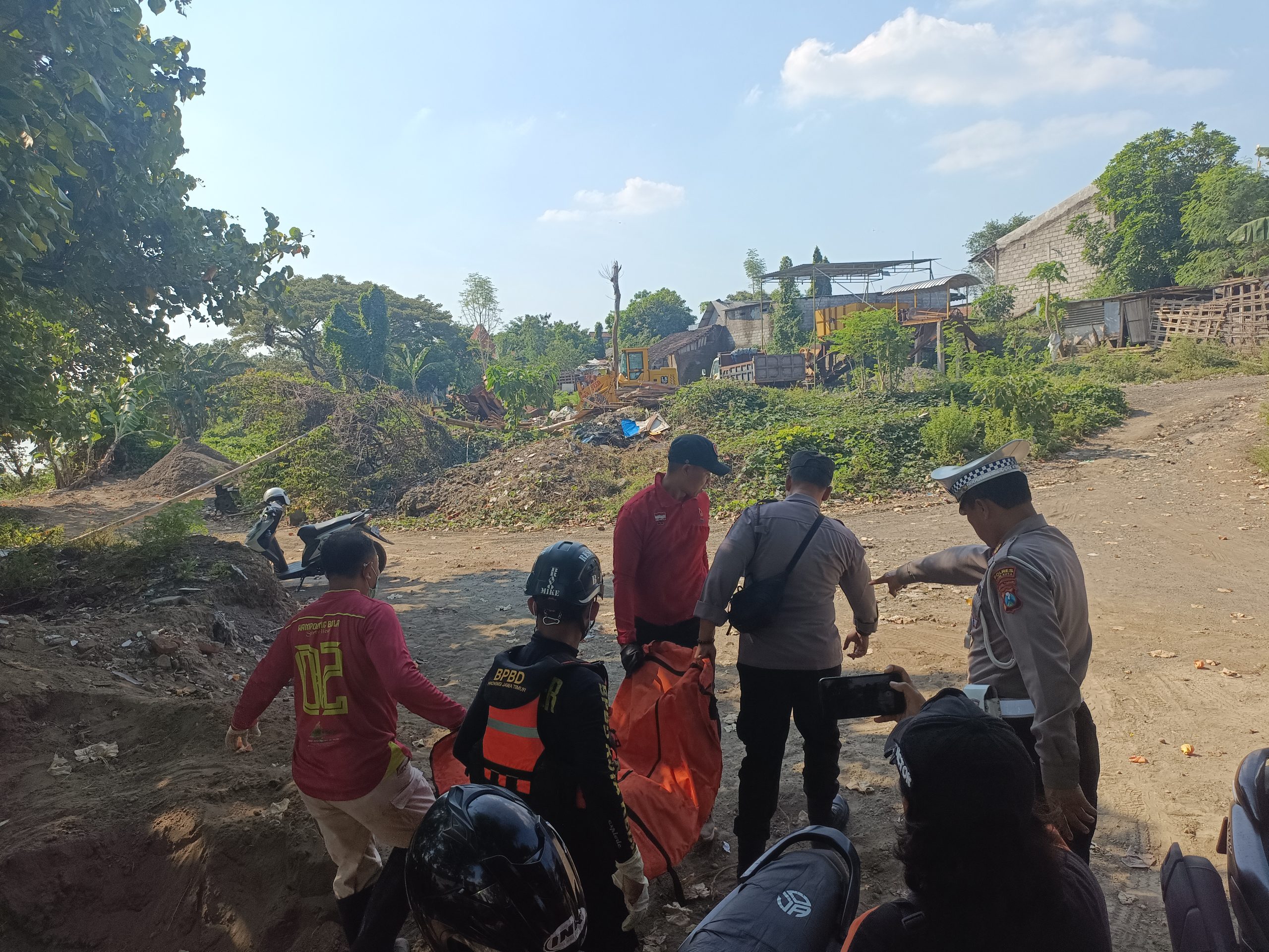 Mayat di Bawah Jembatan Semampir Diketahui Seorang Nenek Asal Tulungagung