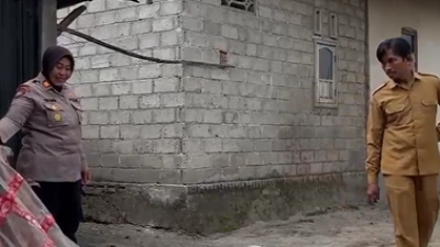 Polisi Selidiki Kasus Balon Udara Plastik yang Jatuh di MAN Kota Blitar