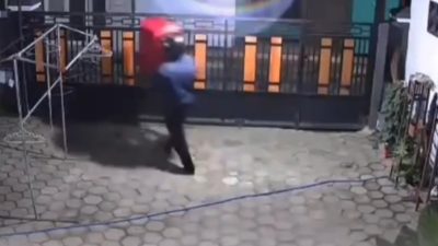 Pencuri Spesialis Burung Kontes Resahkan Warga Ponorogo, Aksi Terekam CCTV dan Viral