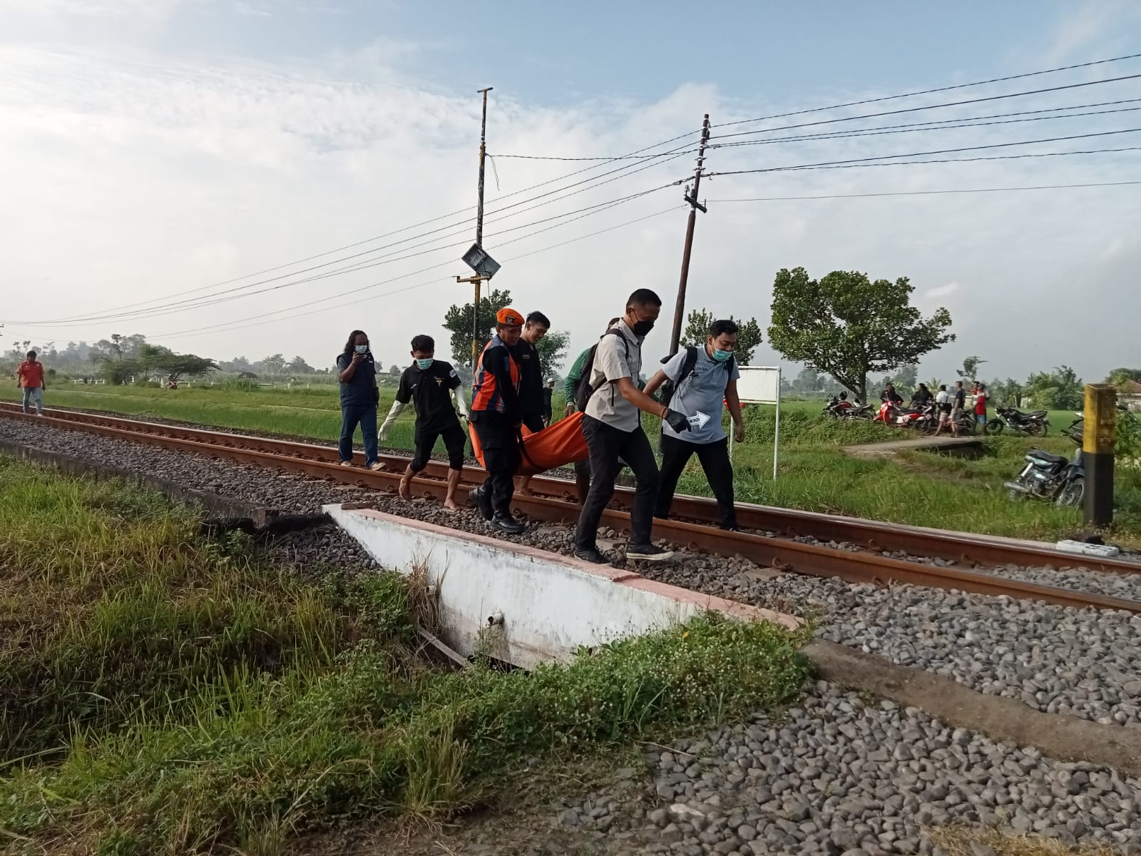 Tragis! Lansia di Tulungagung Tewas Tertabrak KA Malabar, Tubuh Terpental 25 Meter