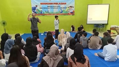 Kelurahan Jamsaren Dorong Remaja Cerdas Kelola Cinta dan Pergaulan Positif