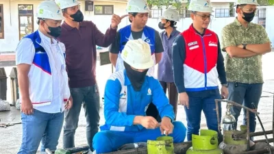 Hiswana Migas bersama pertamina saat melakukan pemantauan di salah satu SPPBE