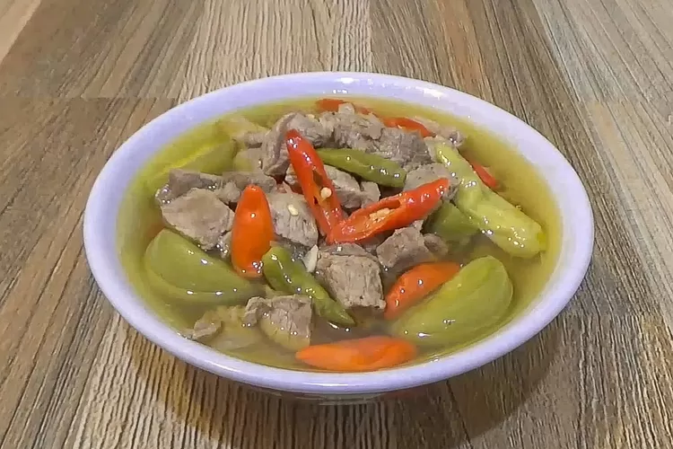 Asem Asem Daging Sapi ala Chef Martin Praja"