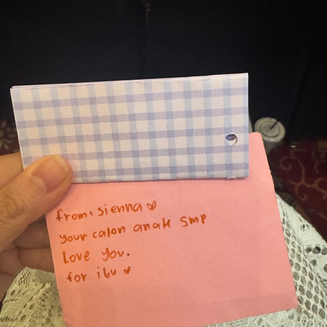Marshanda Unggah Surat Manis dari Sienna, Ben Kasyafani Beri Respons Hangat yang Bikin Netizen Haru!