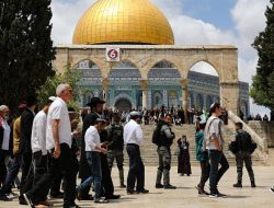Ratusan Pemukim Yahudi Ekstremis Masuki Masjid Aqsa di Tengah Pembatasan terhadap Jamaah Muslim