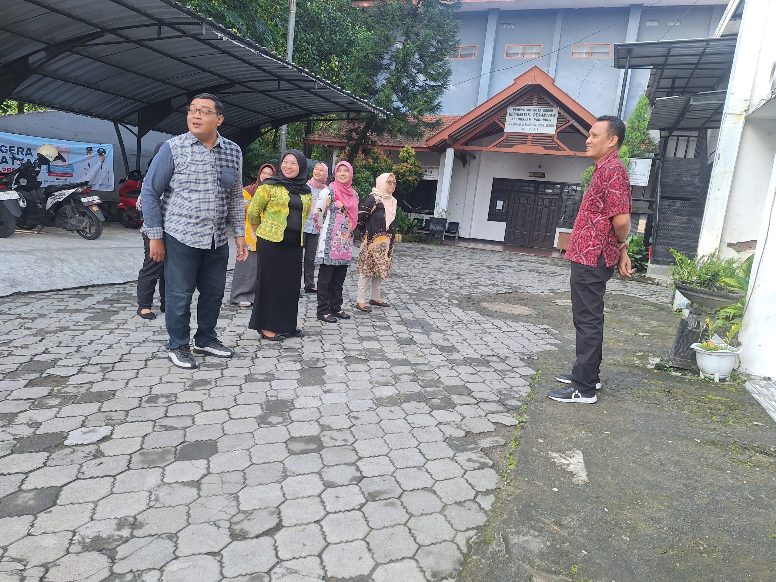 Apel Pagi, Wadah Penguatan Kinerja dan Soliditas Perangkat Kelurahan Pakunden