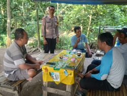 Pendekatan Humanis Aiptu Yulianto Bhabinkamtibmas Tosaren Bikin Warga Sumber Cakarsi Nyaman