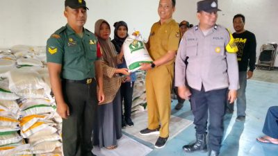 Sebanyak 679 KPM Kelurahan Pakunden Terima Bantuan Beras BPNT Penebalan
