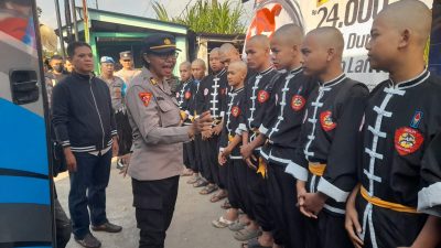 Polsek Pesantren Gelar Apel Pengamanan, Pastikan Rombongan IKS PI Kera Sakti Berangkat Aman ke Madiun