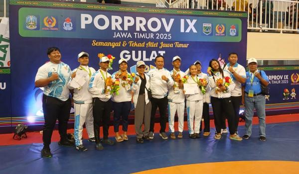 Sumbang Dua Emas, Gulat Lamongan Angkat Peringkat Kontingen di Porprov Jatim IX