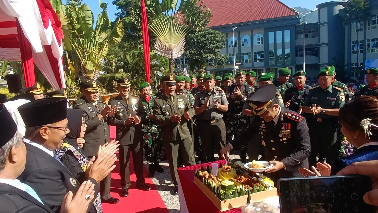 79 Tumpeng Meriahkan Puncak Hari Bhayangkara ke-79 Polres Batu