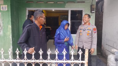 Tak Sekadar Viral! Aksi Nenek Irianingsih Hormat ke Baliho Dibalas Silaturahmi Kapolres Batu