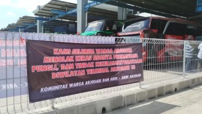Terminal Arjosari Memanas! Warga Demo Tolak Premanisme Usai Pengeroyokan Anggota TNI AL