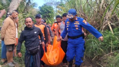 Tragedi di Tebing Pantai Watulepek, Remaja Hilang Diterjang Ombak Saat Memancing