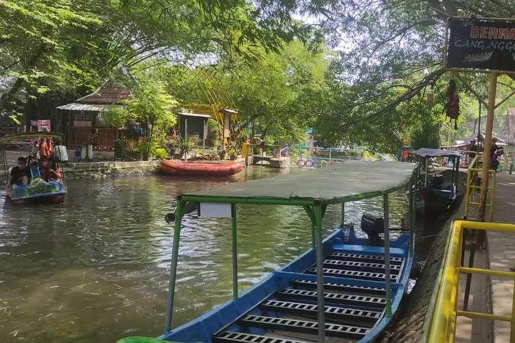 Wisata Air Bronjong Wariti Mejono Ramai Diserbu Wisatawan Selama Liburan
