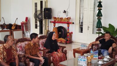 Pelajar Ponorogo Diterima di ITB Lewat Jalur Prestasi, Bupati Sugiri Tanggung Biaya Kuliah dan Hidup