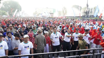Waalkmsalam wr.wbdengan tanpa mengurangi takdhim, kami sampaikan saat ini kami juga bertepatan dengan memondokkan anak yang baru lulus SD, mondok ke Tulungagung dengan biaya daftar ulang belasan juta, dengan keterbatasan kami, kami sampaikan mohon maaf, belum bisa membantu, teriring doa semoga Allah memudahkan semua urusan kita, amien, sekali lagi, afwan,
