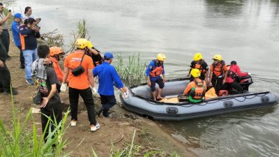 Identitas Mayat Perempuan di Sungai Brantas Terungkap, Ternyata Korban Alami Depresi!