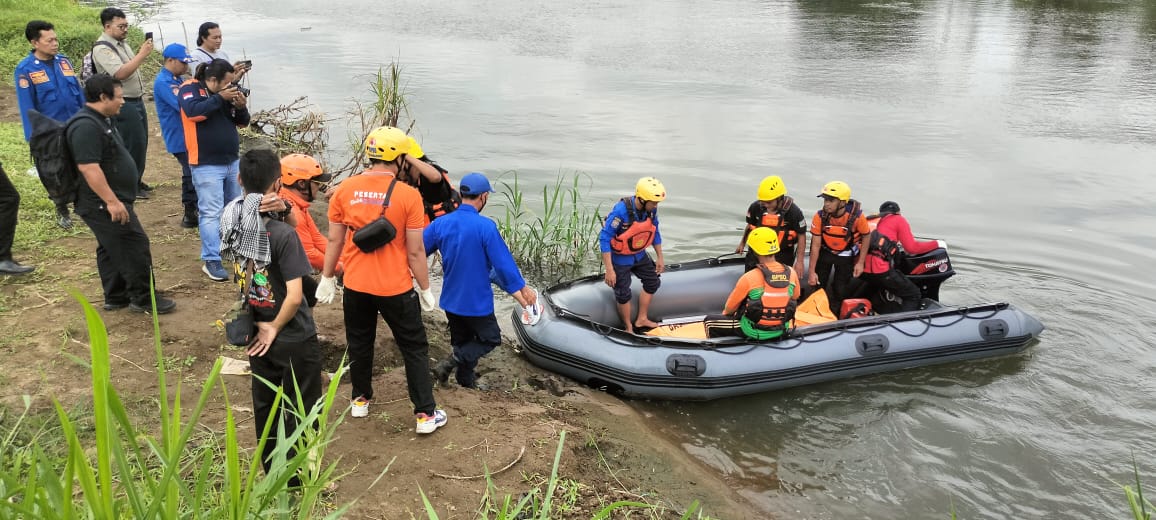 Identitas Mayat Perempuan di Sungai Brantas Terungkap, Ternyata Korban Alami Depresi!