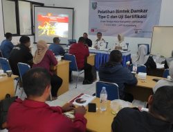 Perkuat Mitigasi, Pekerja Rokok Jombang Jalani Sertifikasi Damkar