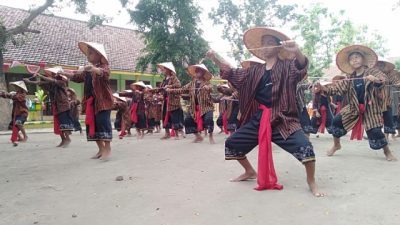 Gelorakan Semangat Sekolah Impian, 14 SD di Kudu Resmi Luncurkan Program Branding