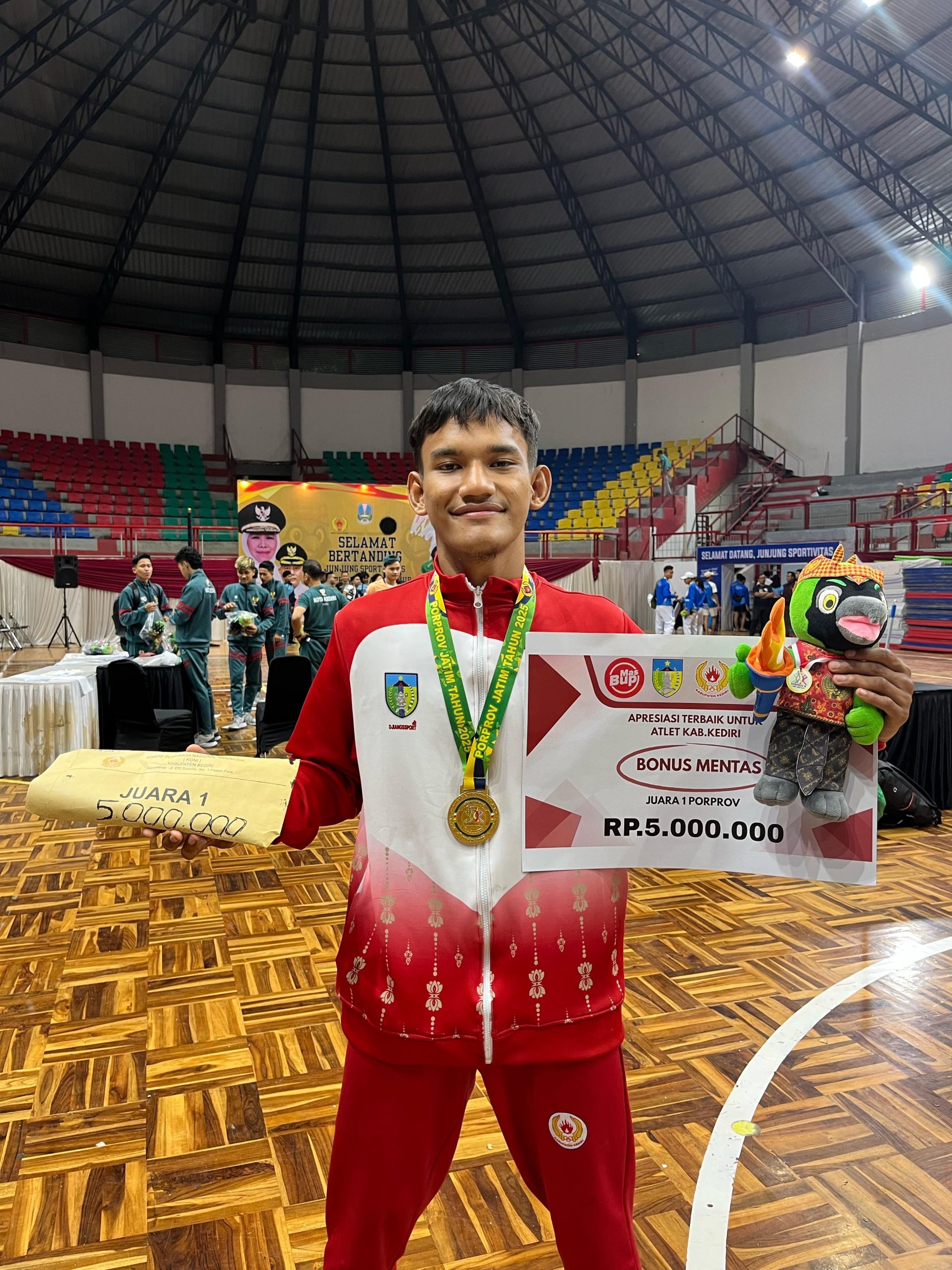 Dijegal di Awal, M Fananda Justru Persembahkan Emas untuk Kediri di Porprov Jatim IX 2025